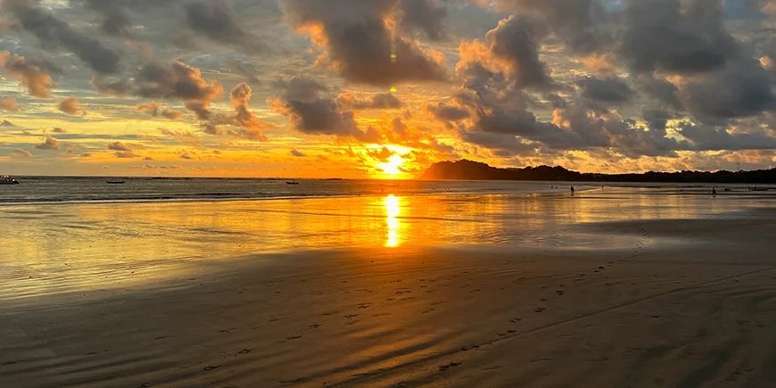 Sunset at Playa Sámara in September